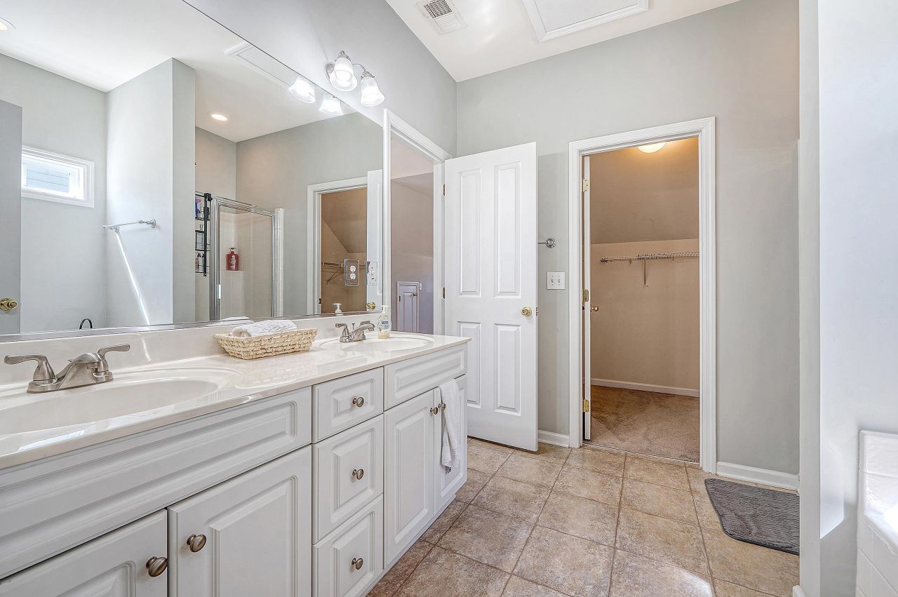 111 Foxglove Avenue Photo 26