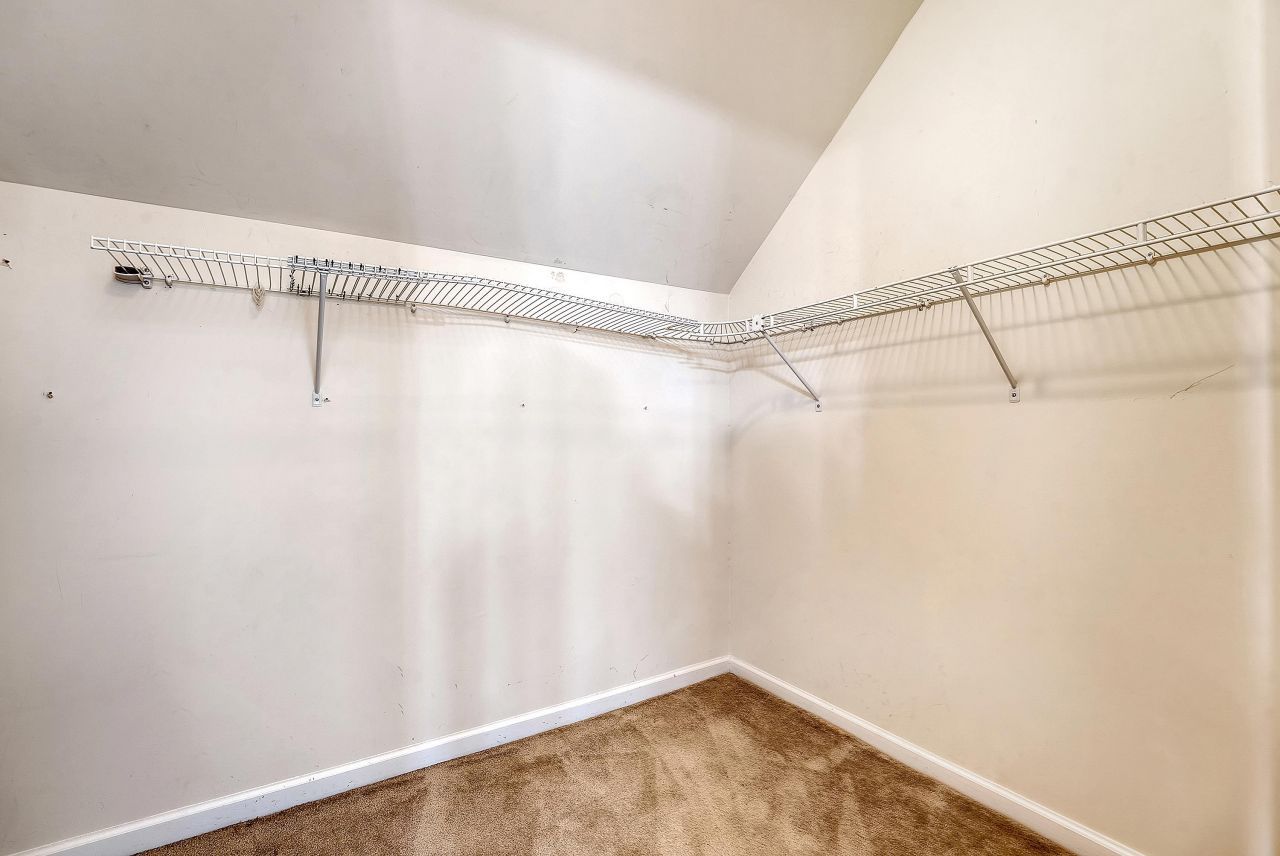 111 Foxglove Avenue Photo 28