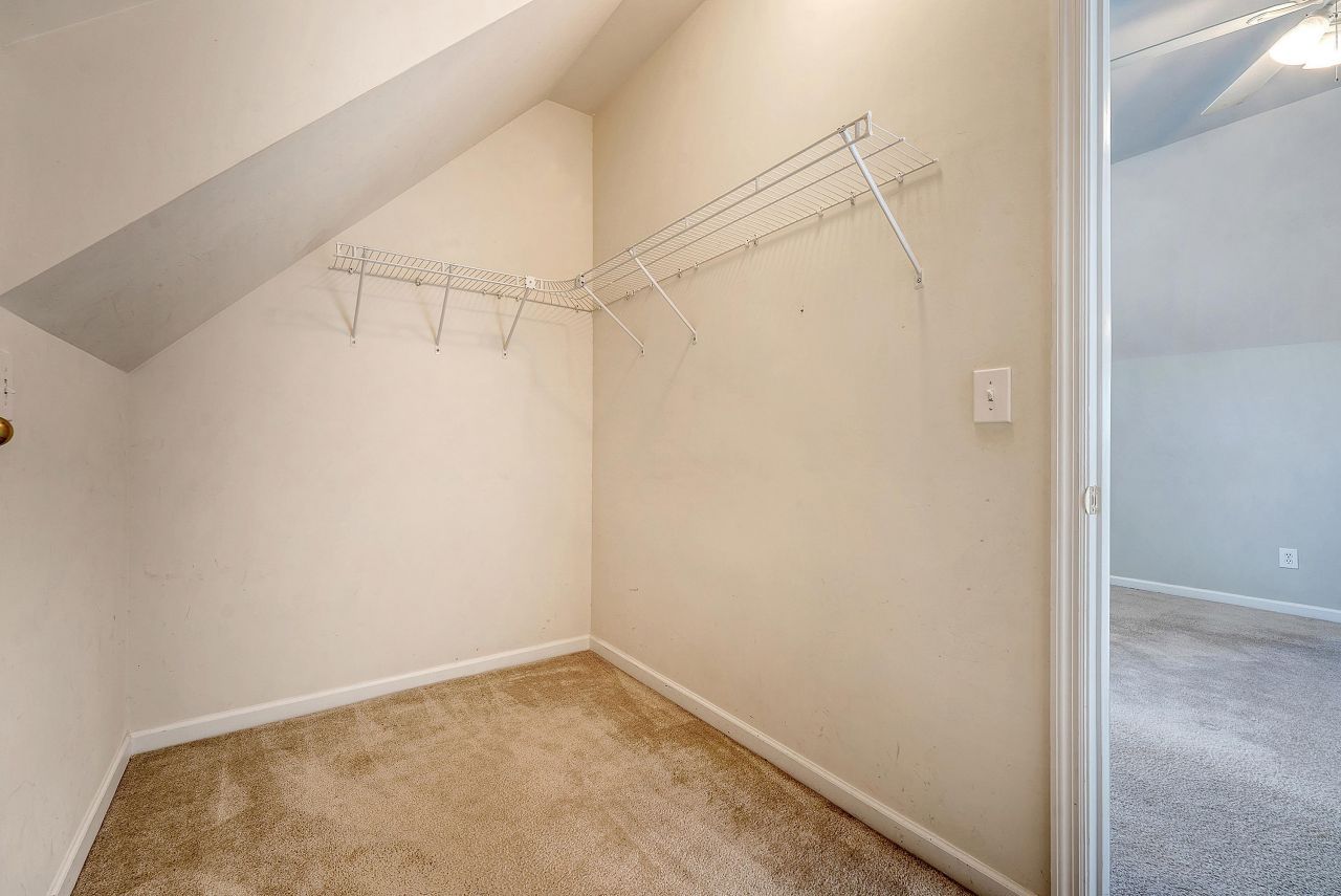 111 Foxglove Avenue Photo 29