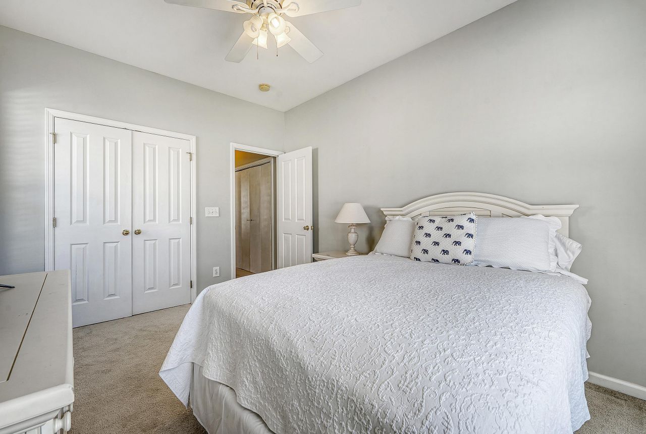 111 Foxglove Avenue Photo 31