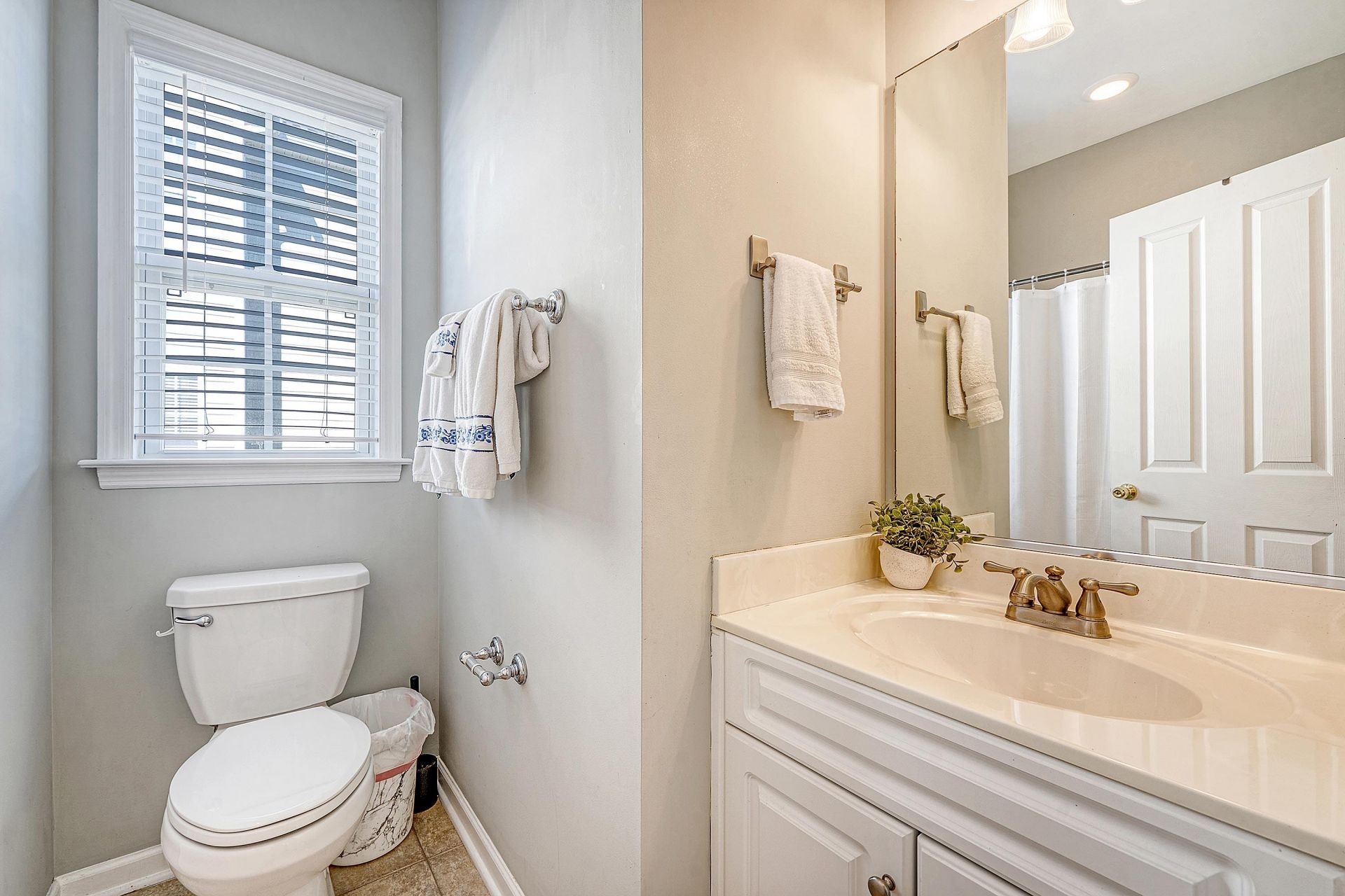 111 Foxglove Avenue Photo 32