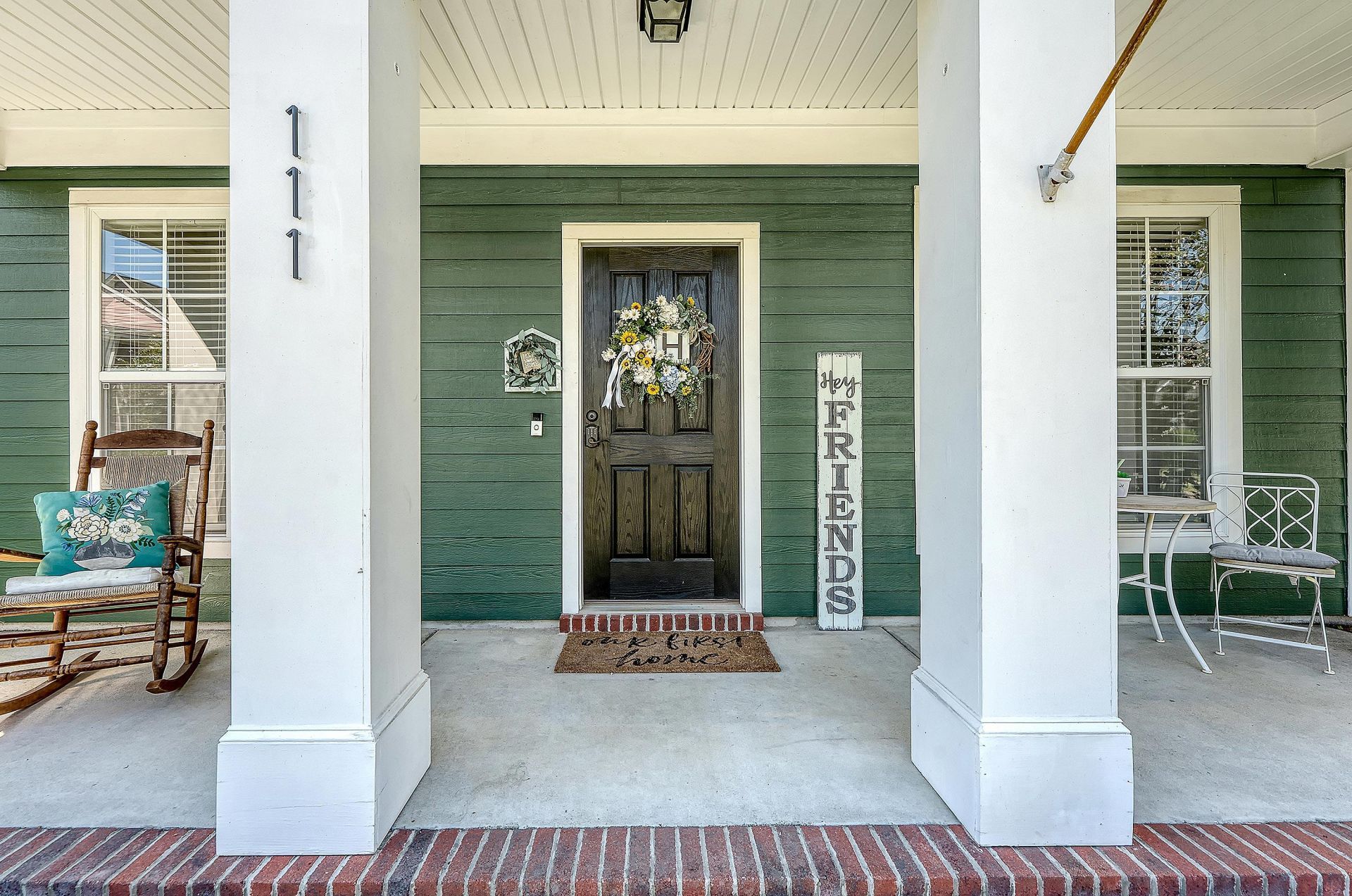 111 Foxglove Avenue Photo 4