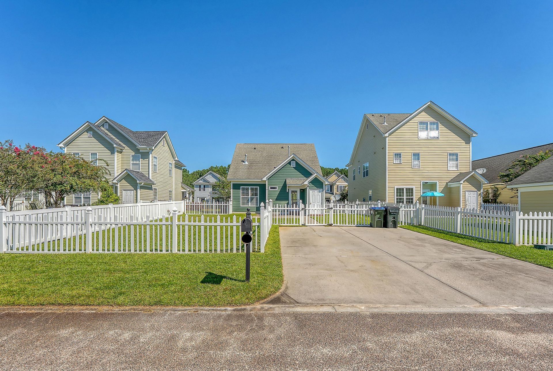 111 Foxglove Avenue Photo 41