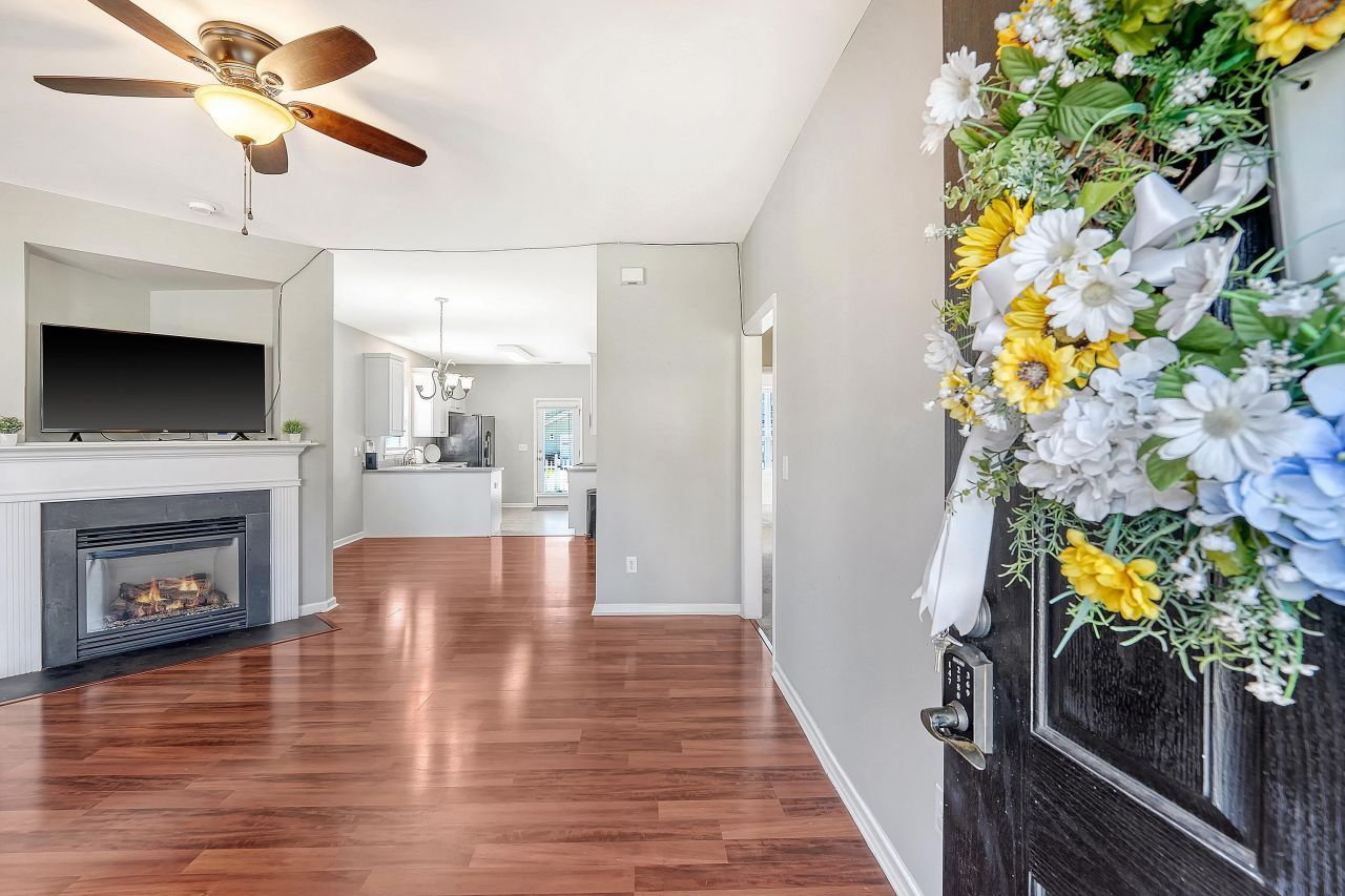 111 Foxglove Avenue Photo 5