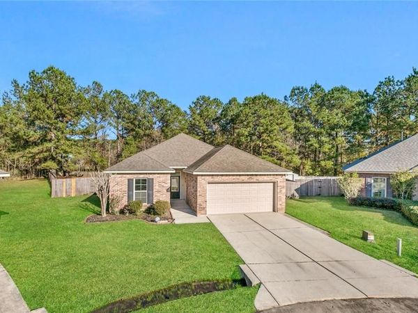 561 PINEY PLAINS Lane , Covington, LA 70435