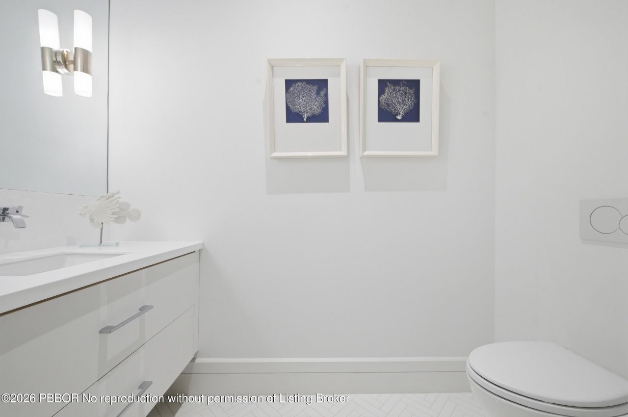 248 E Lakewood Road, West Palm Beach, FL 33405 Photo