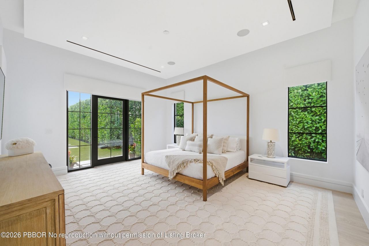 248 E Lakewood Road, West Palm Beach, FL 33405 Photo