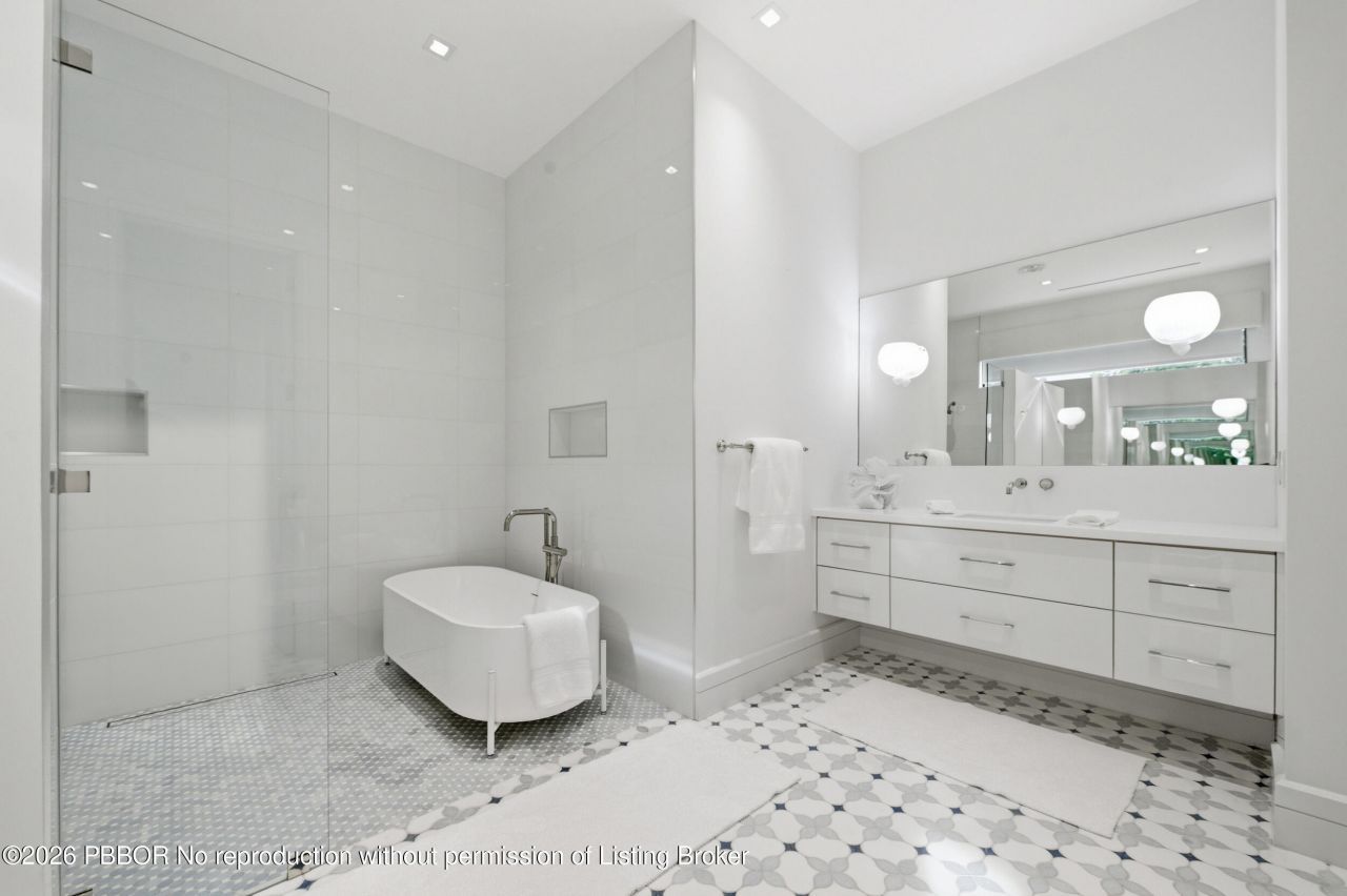 248 E Lakewood Road, West Palm Beach, FL 33405 Photo