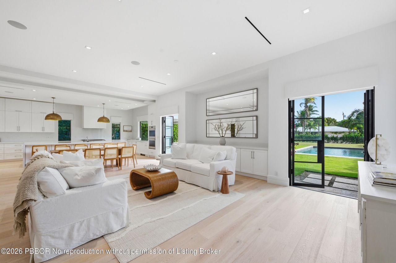 248 E Lakewood Road, West Palm Beach, FL 33405 Photo