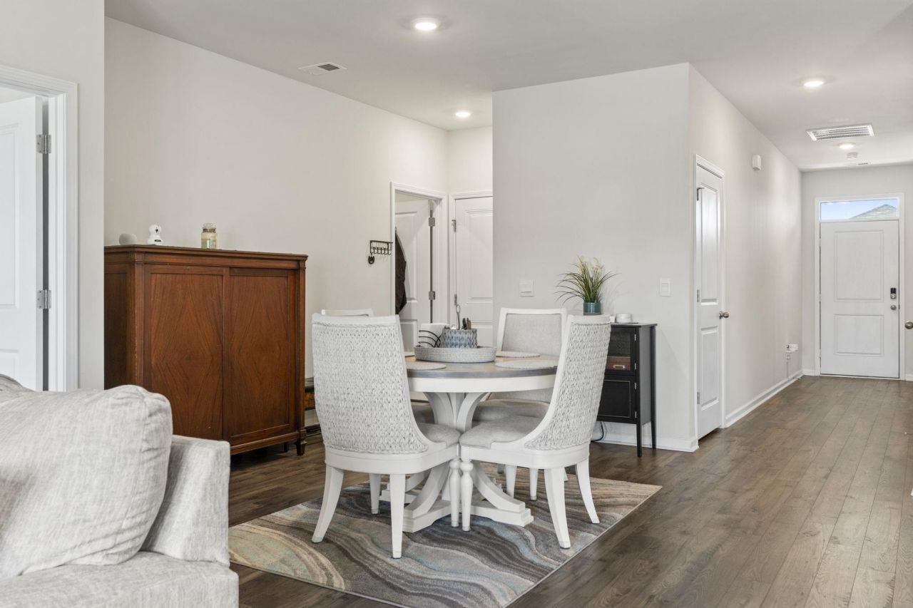 849 Green Garden Way Photo 12