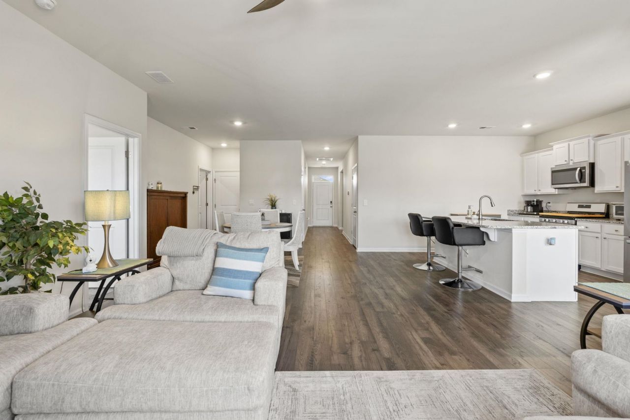 849 Green Garden Way Photo 5