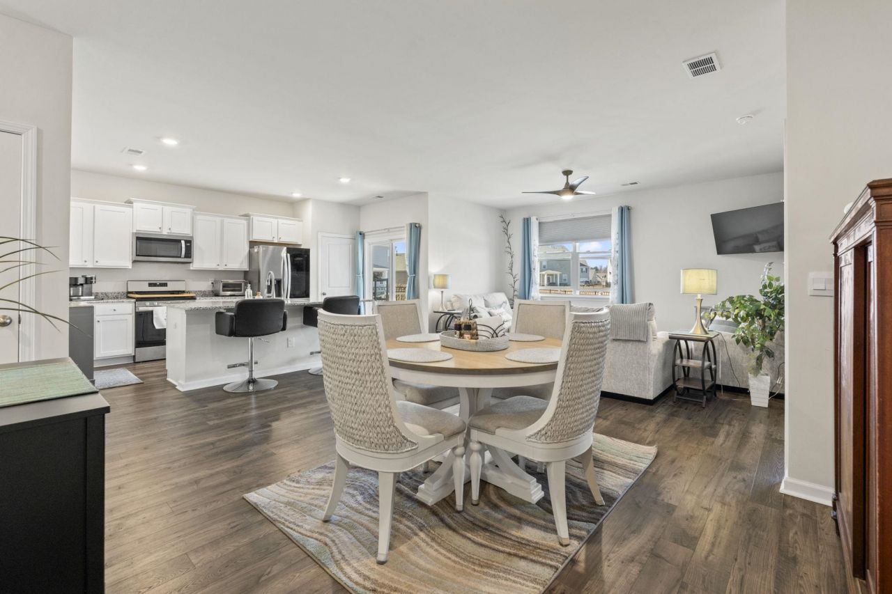 849 Green Garden Way Photo 8