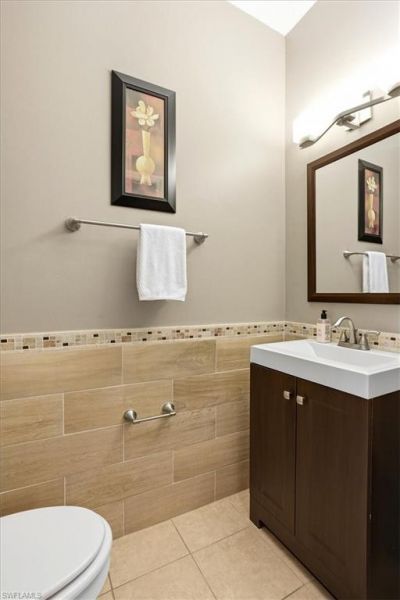 7576 Bristol Cir, Naples, FL 34120 Photo