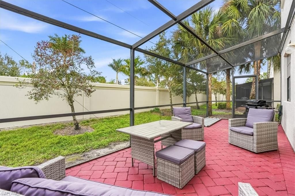 7576 Bristol Cir, Naples, FL 34120 Photo