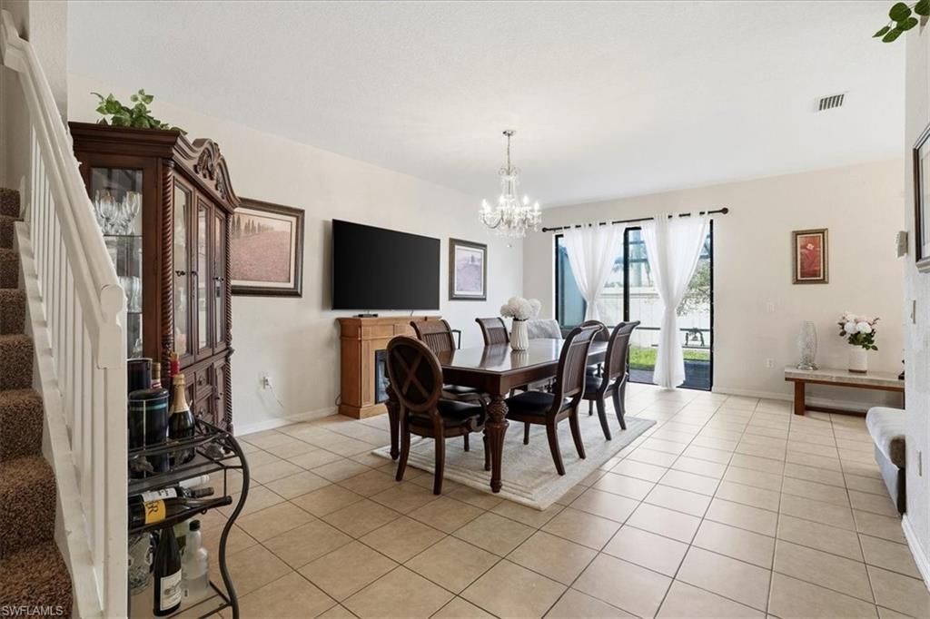 7576 Bristol Cir, Naples, FL 34120 Photo