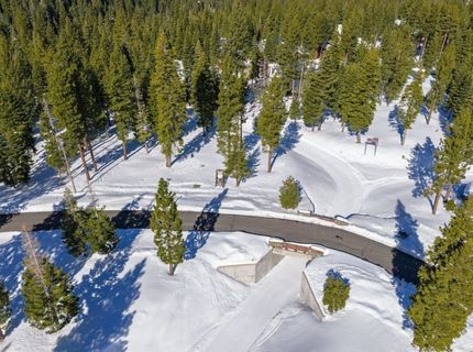 19050 Glades Place, Truckee, CA 96161 Photo
