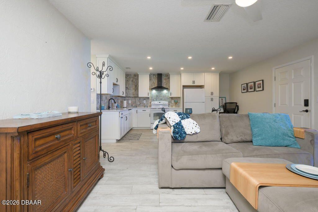 2250 Ocean Shore Boulevard, Unit 2030, Ormond Beach, FL 32176 Photo