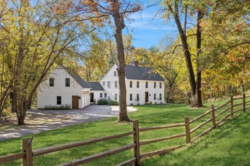 3767 Oak Ln Ne, North Liberty, IA 52317 Main Photo