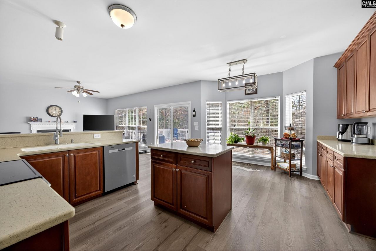 70 Ballymore Court Photo 12