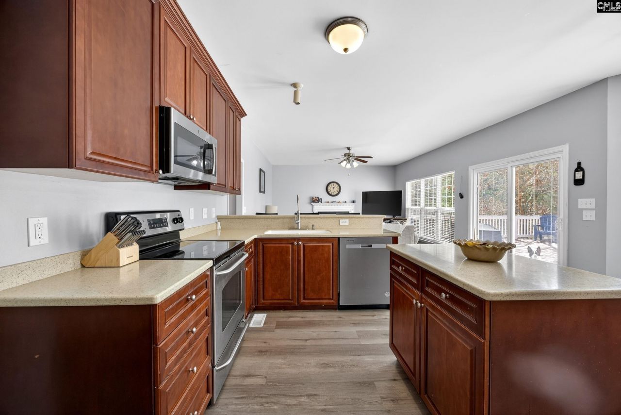 70 Ballymore Court Photo 13