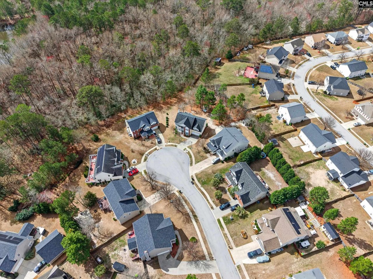 70 Ballymore Court Photo 40