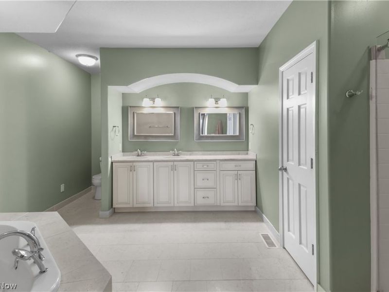 4319 Shore Drive, Lorain, OH 44053 Photo 27