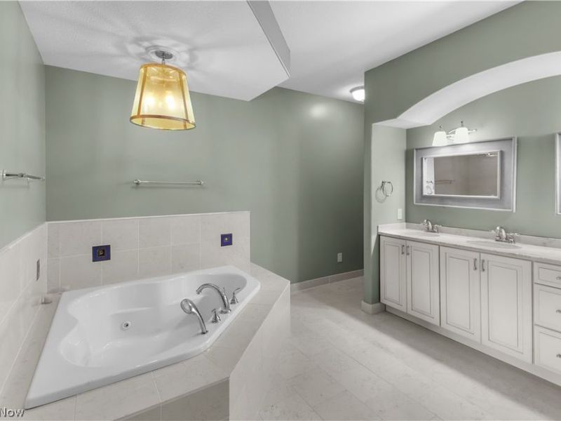 4319 Shore Drive, Lorain, OH 44053 Photo 28