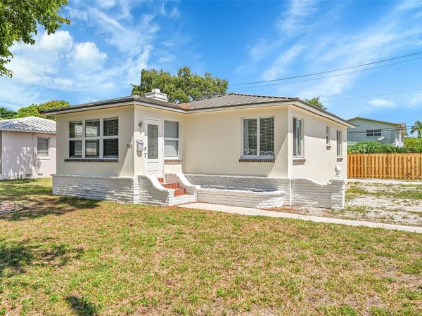 301 SW 17th St, Fort Lauderdale, FL 33315