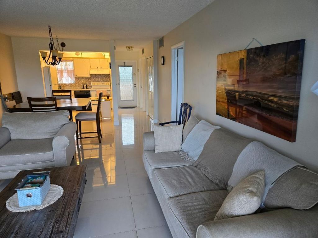 8900 Washington Boulevard, Unit 409, Pembroke Pines, FL 33025 Photo