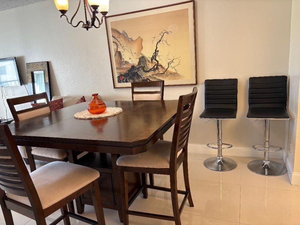 8900 Washington Boulevard, Unit 409, Pembroke Pines, FL 33025 Photo