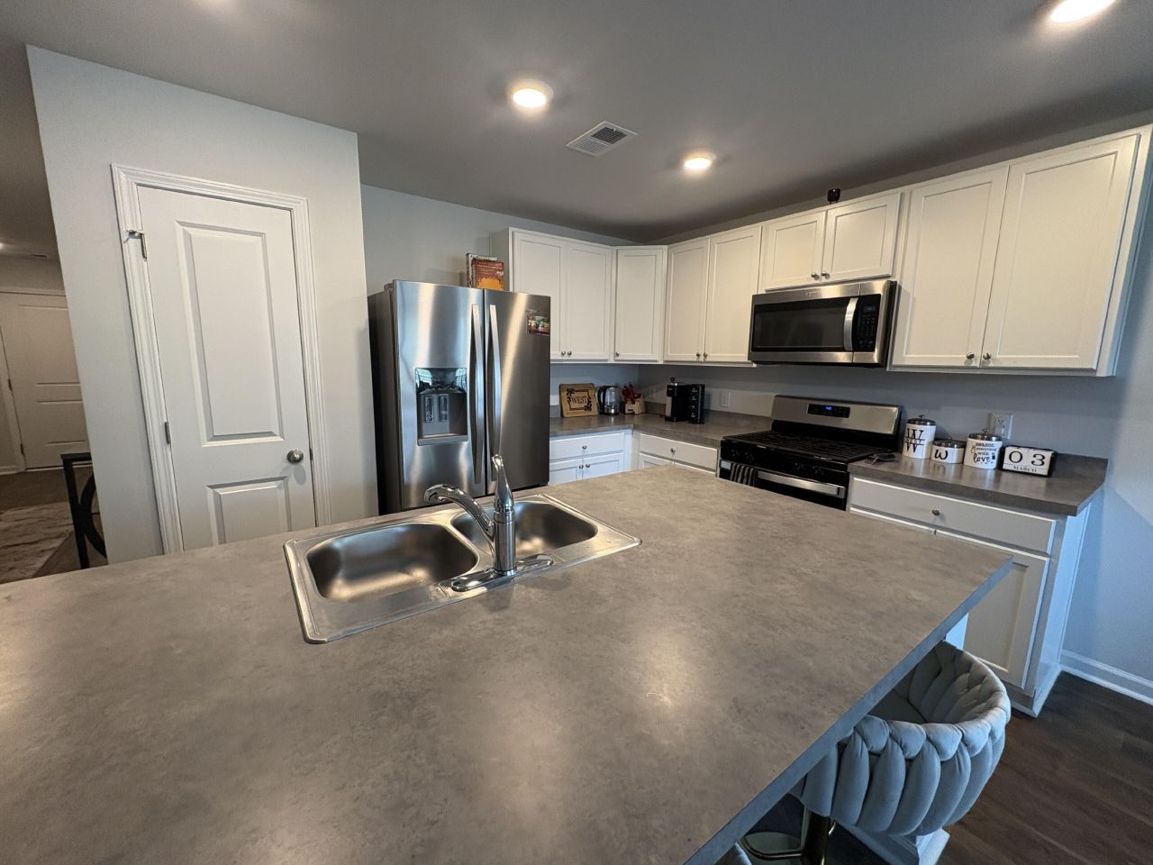 107 Orchid Bloom Circle Photo 4