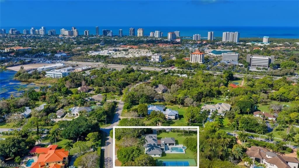 122 Caribbean Rd, Naples, FL 34108 Photo