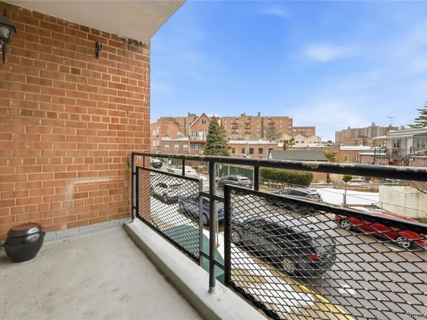 67-50 Thornton Place, Unit 1F, Forest Hills, NY 11375