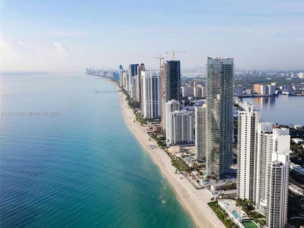 18975 Collins Ave , Unit 801, Sunny Isles Beach, FL 33160