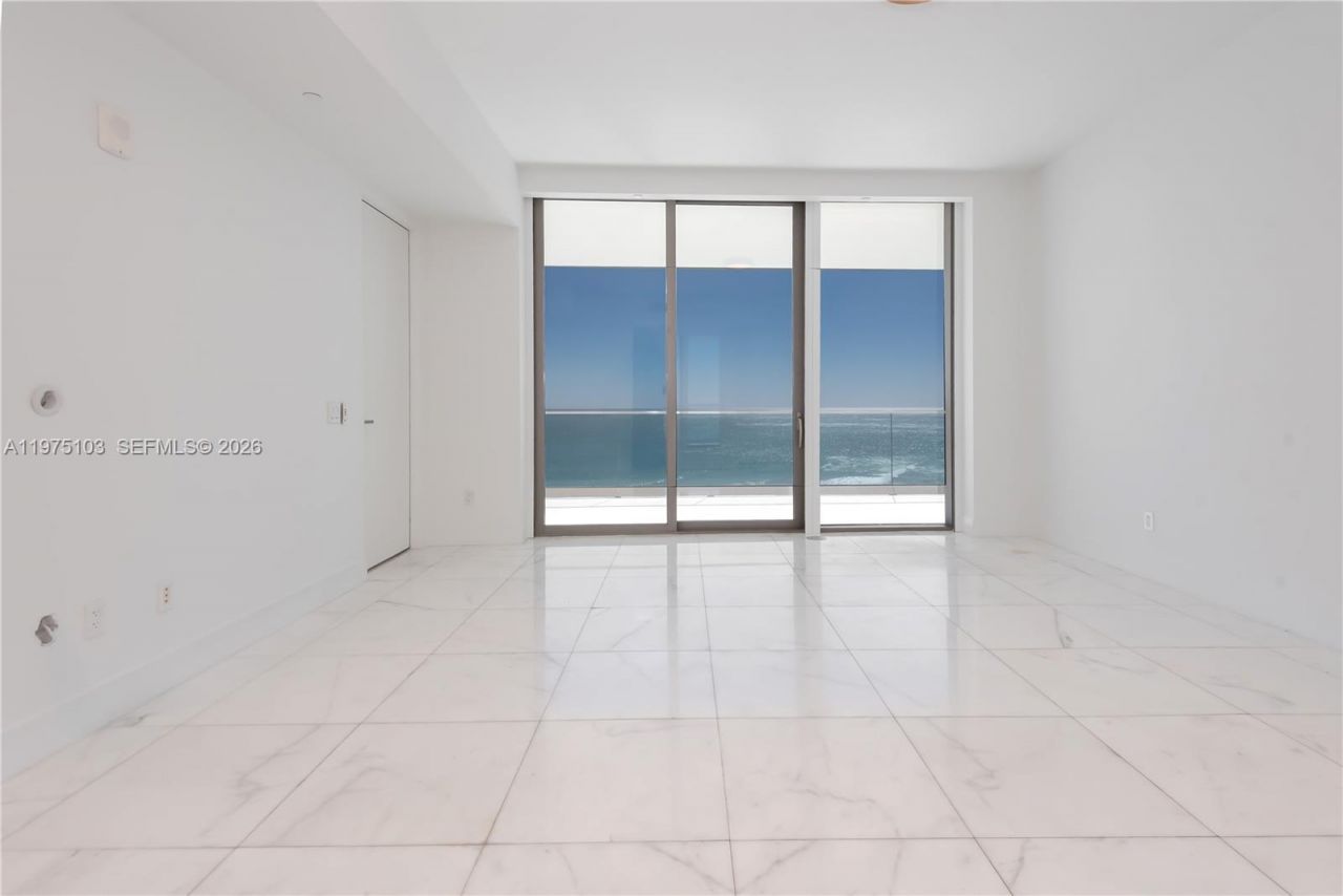 18975 Collins Ave , Unit 801, Sunny Isles Beach, FL 33160 Photo