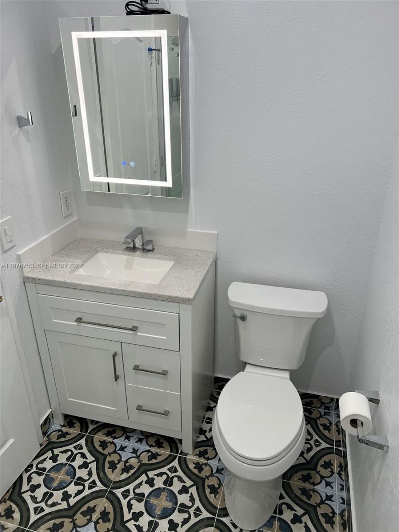 9000 W Flagler St , Unit 1, Miami, FL 33174 Photo