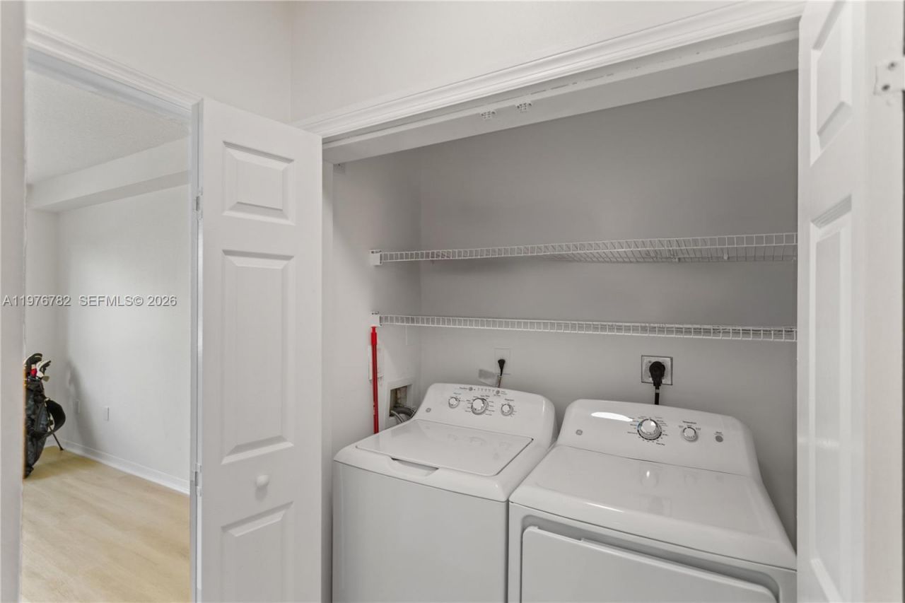 6851 SW 44th St , Unit 107, Miami, FL 33155 Photo