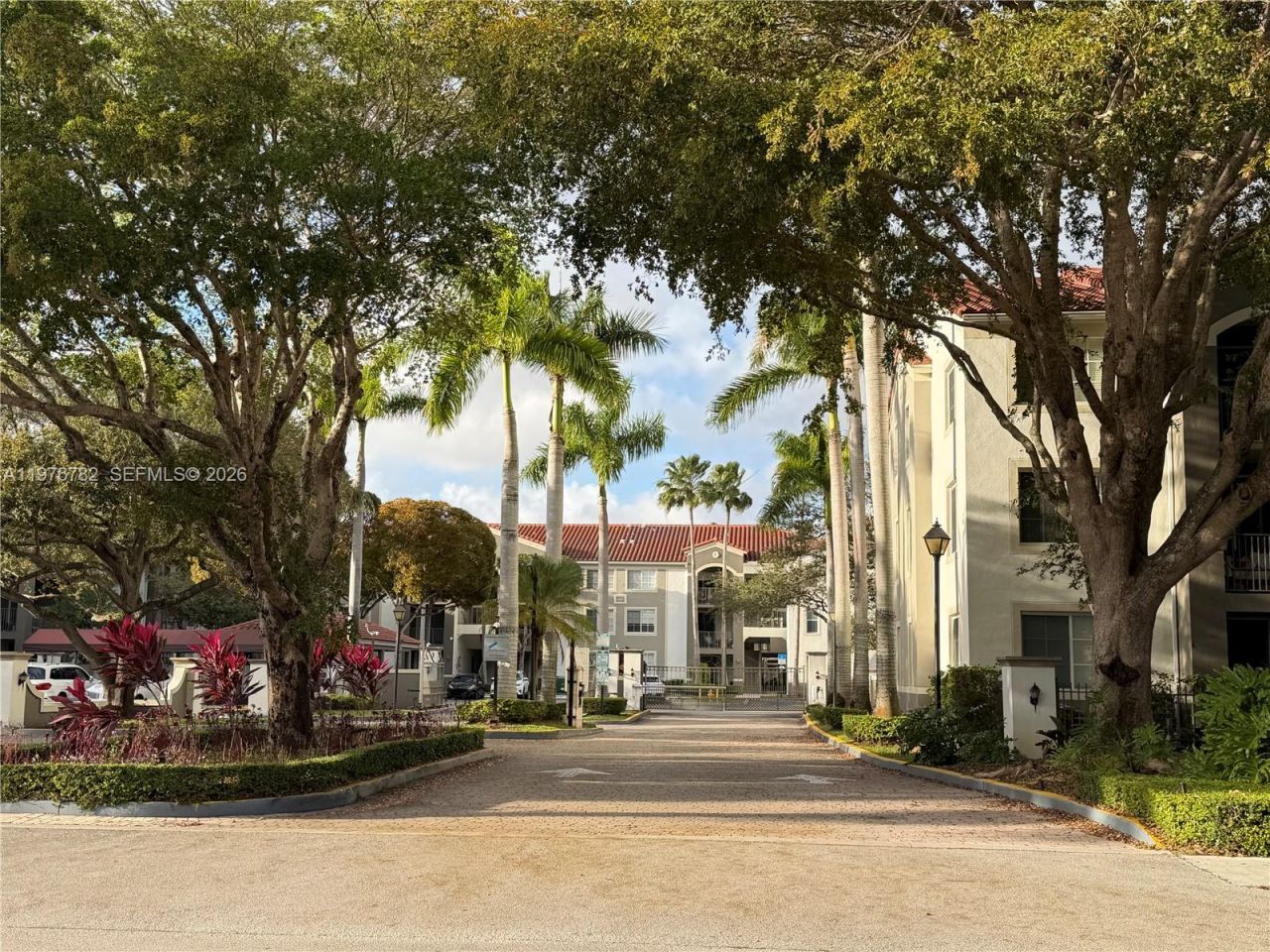 6851 SW 44th St , Unit 107, Miami, FL 33155 Photo