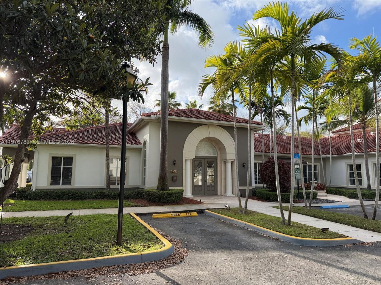 6851 SW 44th St , Unit 107, Miami, FL 33155 Photo