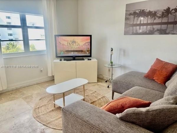 100 Lincoln Rd , Unit 531, Miami Beach, FL 33139