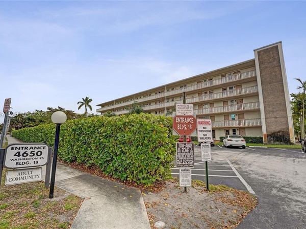 4650 Washington St , Unit 209, Hollywood, FL 33021
