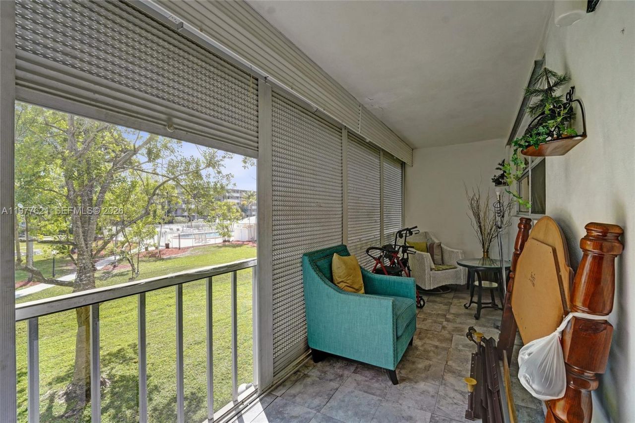 4650 Washington St , Unit 209, Hollywood, FL 33021 Photo