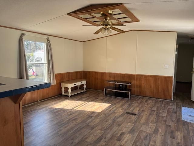 1500 Highway 15 Photo 8