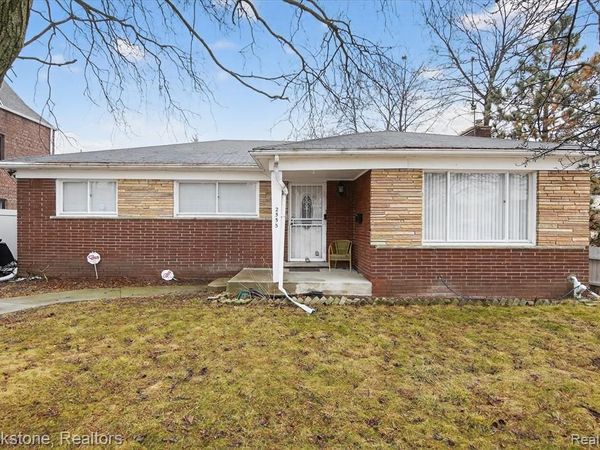 2555 W Boston Boulevard, Detroit, MI 48206