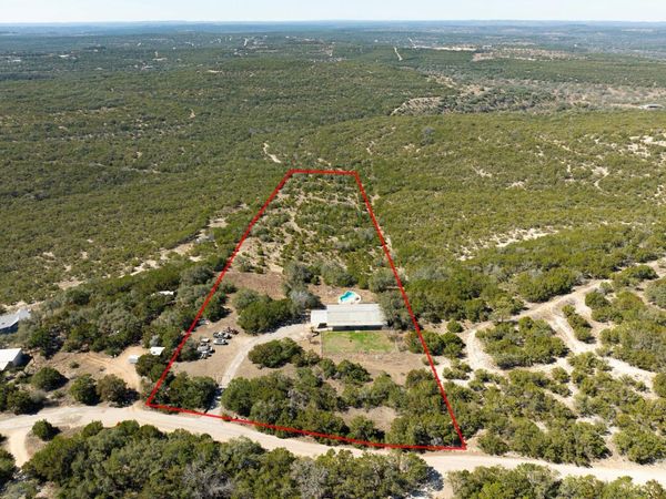 1802 Overland Stage RD, Dripping Springs, TX 78620