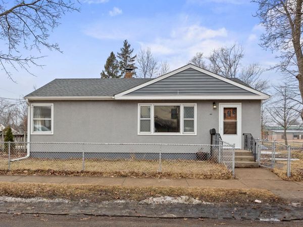 597 Flandrau Street , Saint Paul, MN 55106