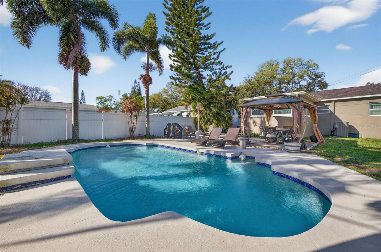 3911 21st Street N, Saint Petersburg, FL 33714 Photo