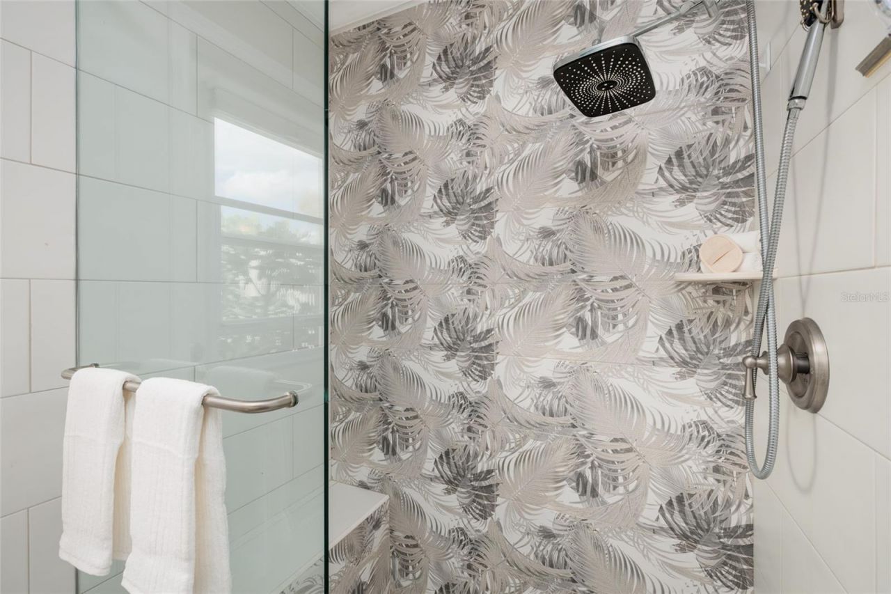 535 St Tropez Circle Ne, Saint Petersburg, FL 33703 Photo