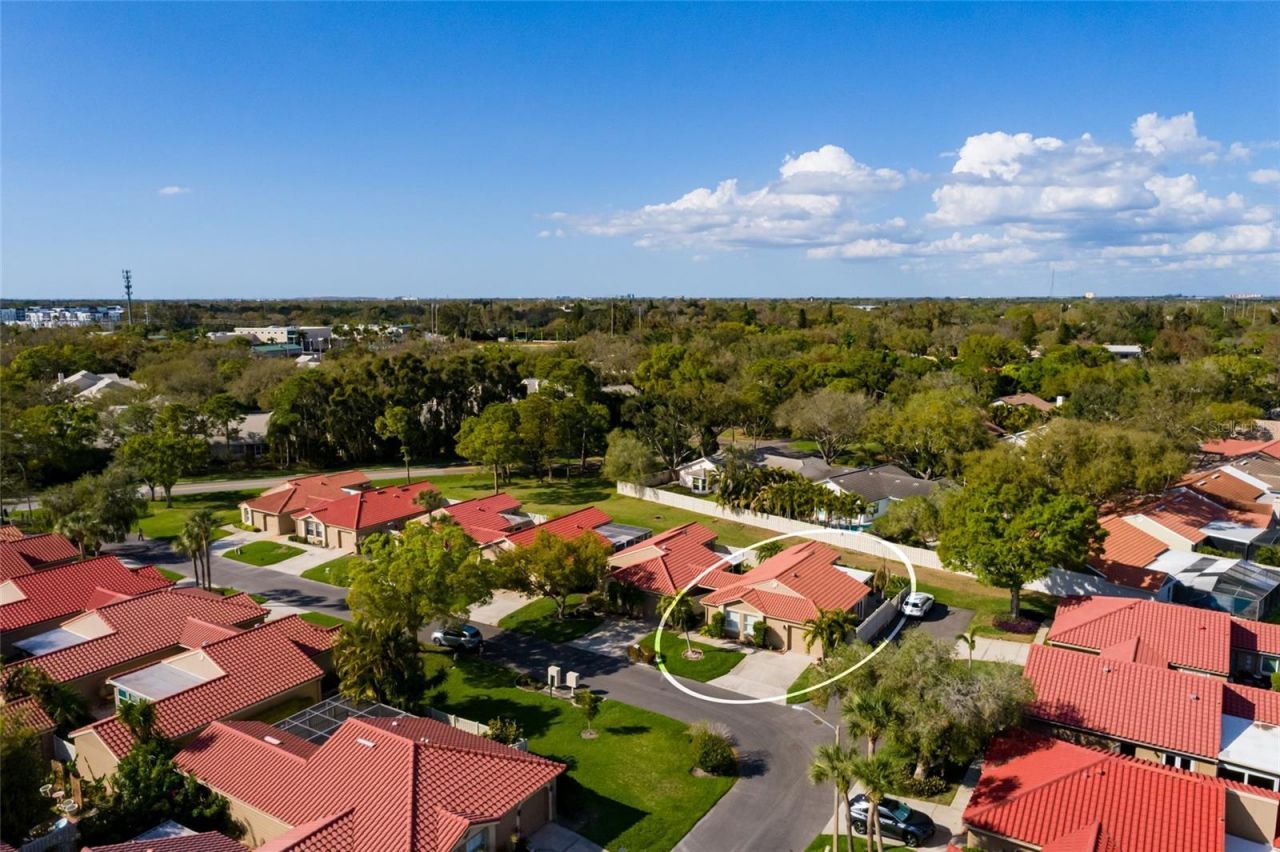 535 St Tropez Circle Ne, Saint Petersburg, FL 33703 Photo