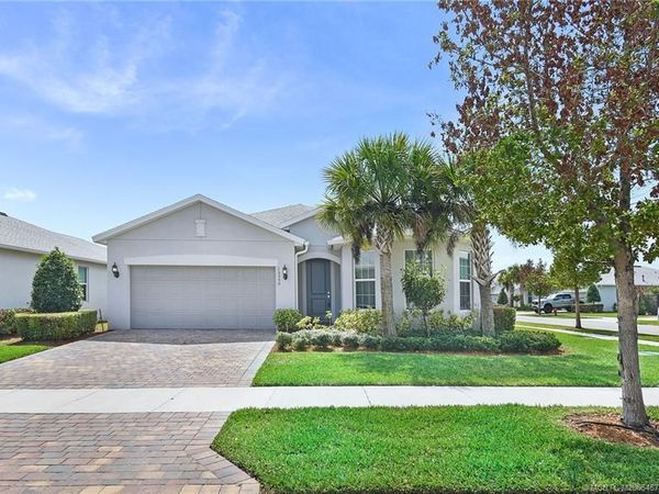 10550 SW Captiva Drive, Port St Lucie, FL 34987